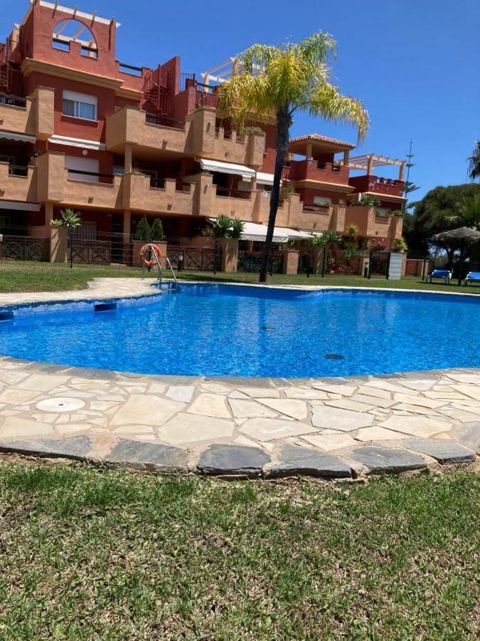 Elegant Penthouse Avec Vue Sur Piscine, Jardins, 2 * Marbella