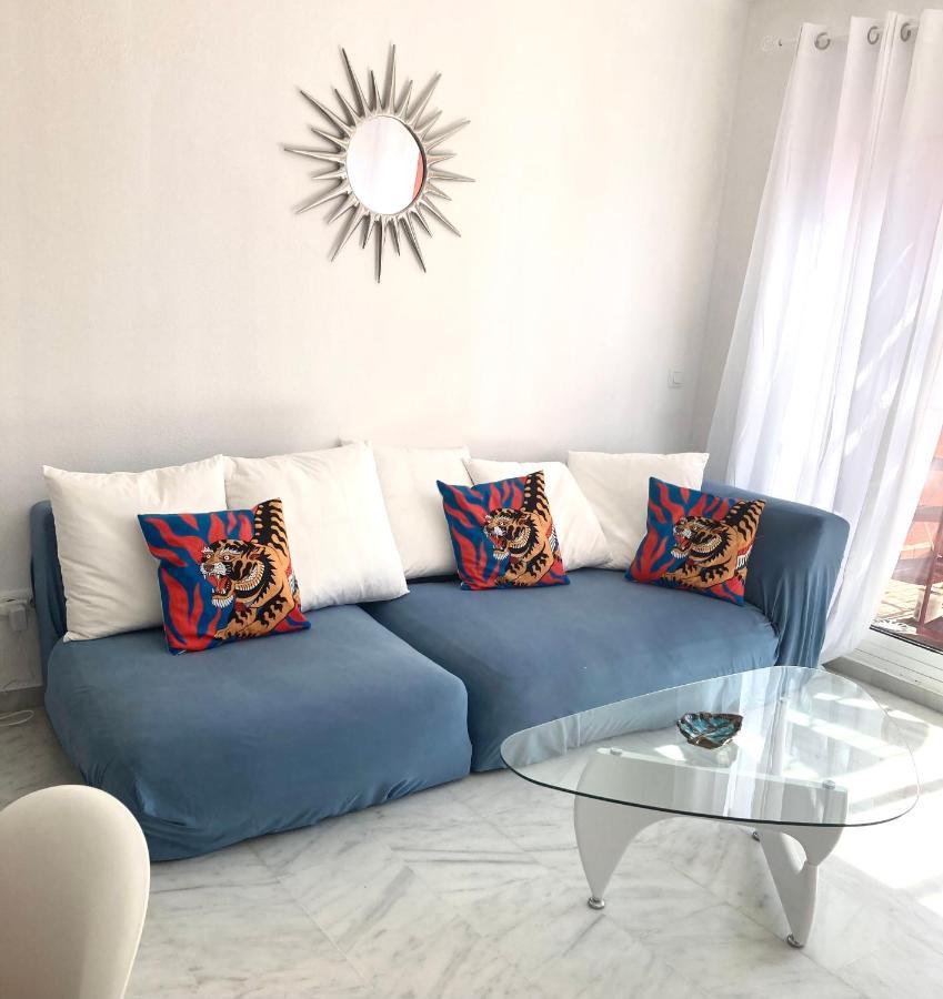 Elegant Penthouse Avec Vue Sur Piscine, Jardins, 2 Apartment