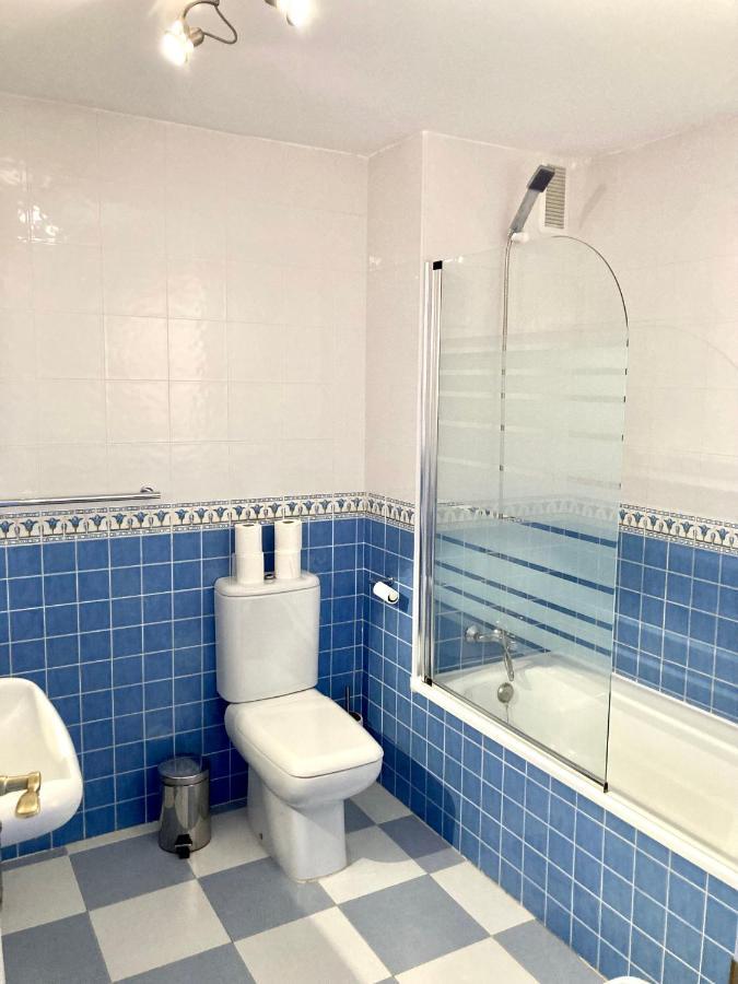 Apartamento Elegant Penthouse Avec Vue Sur Piscine, Jardins, 2 *